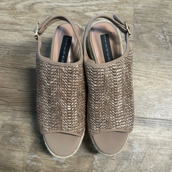 Steve Madden Courage Womens Size 7 Sandal - Picture 3 of 5